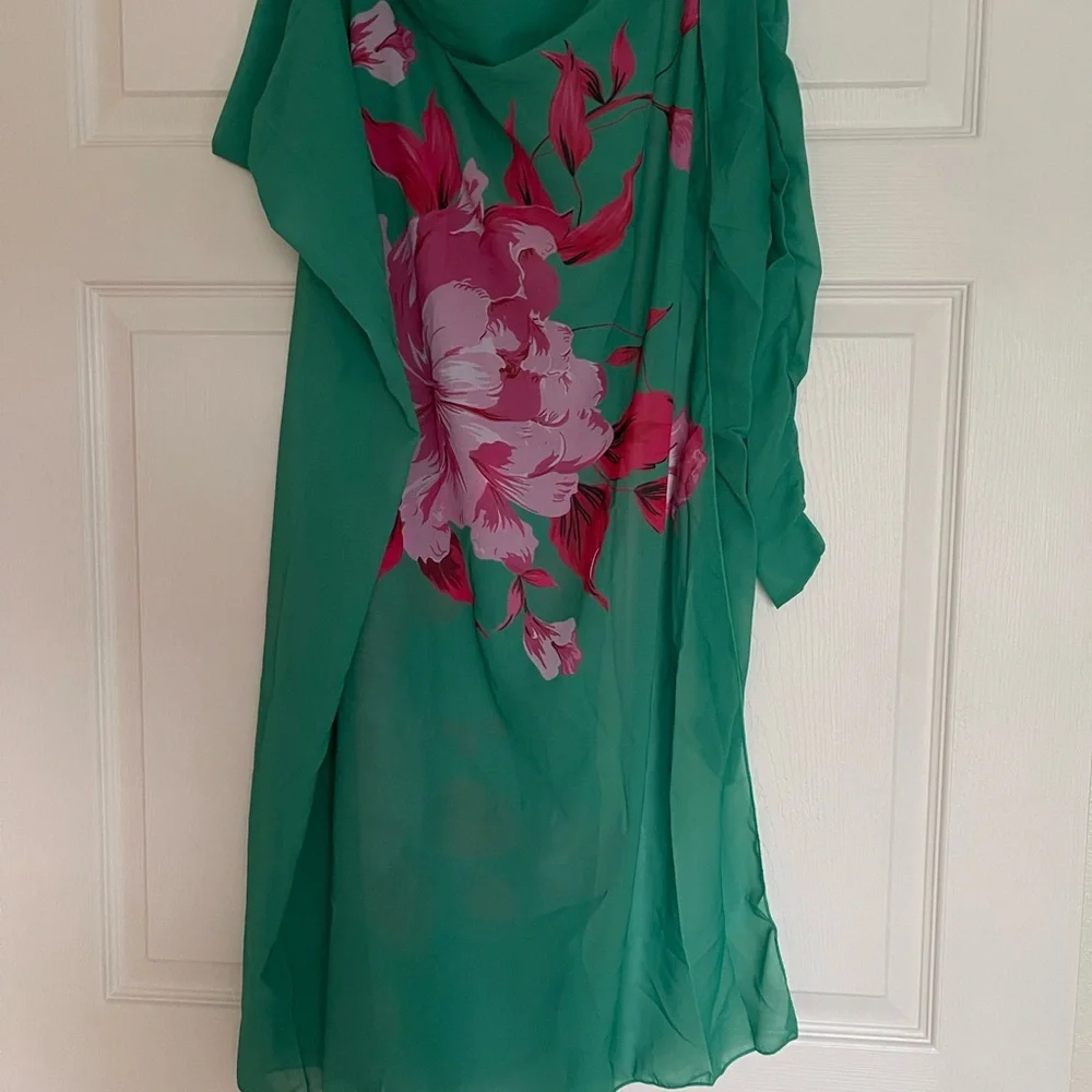 Bathing suit wrap coverup resort and beach-ware green w/pink floral pattern.